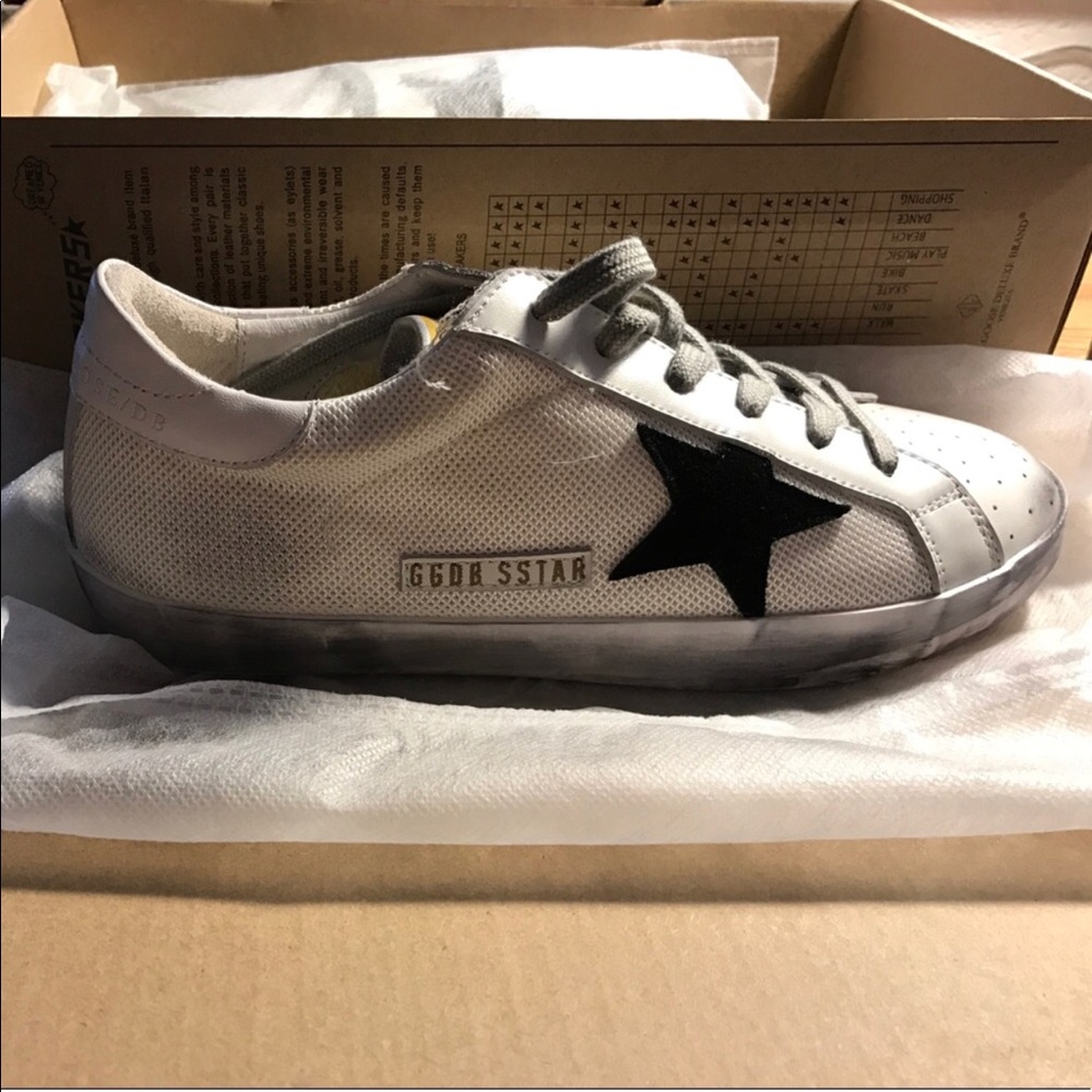 Size 38 golden goose superstar sneakers!
